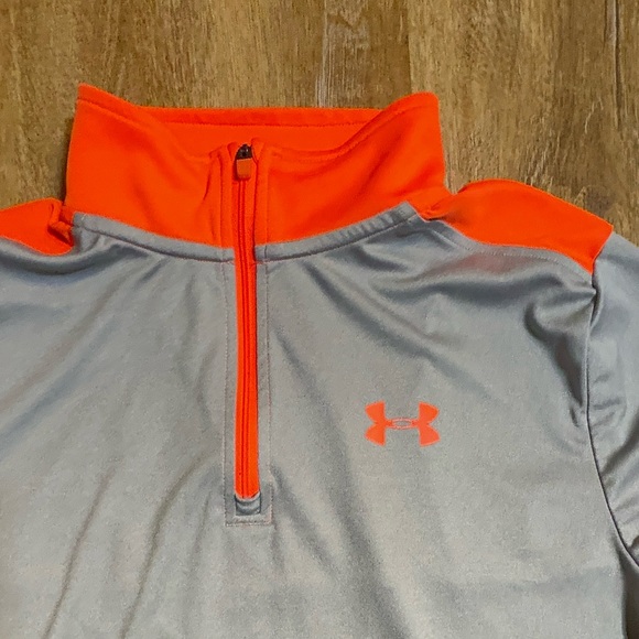 Under Armour Athletic Cold Gear 1/4 Zip Top Youth Large Gray & Orange - Picture 2 of 9
